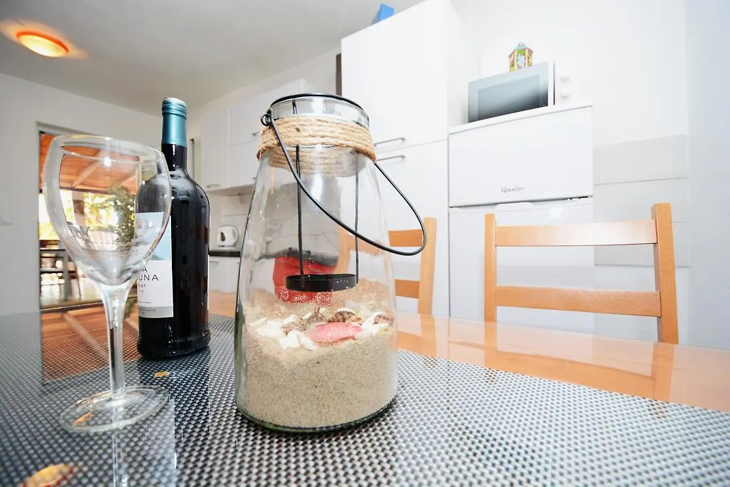Apartments Katarina Veli Rat Croatia